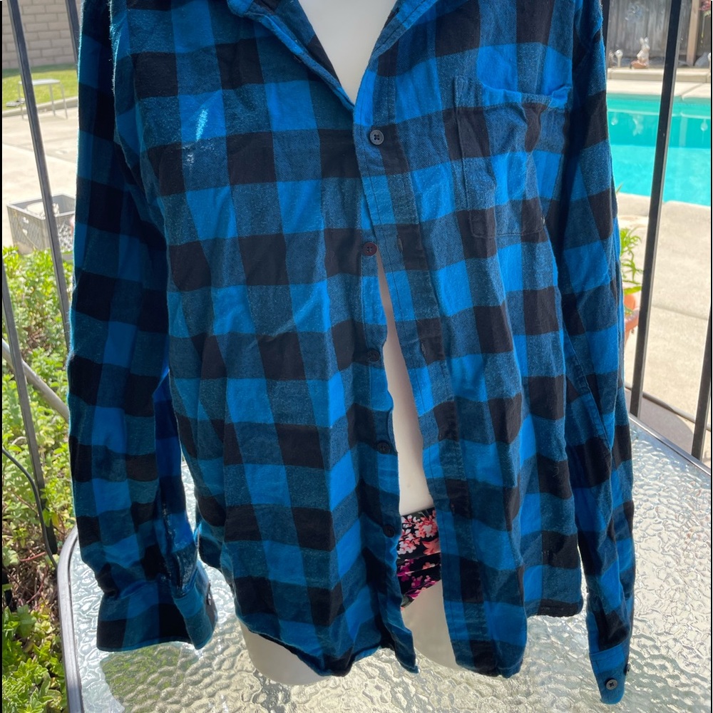 Flannel - Picture 2 of 4